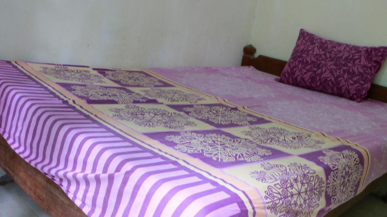 Gerbang Banyu Langit Cottage Bantul Kültér fotó