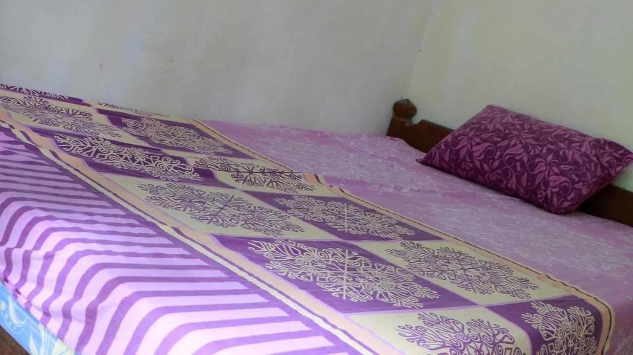 Gerbang Banyu Langit Cottage Bantul Kültér fotó