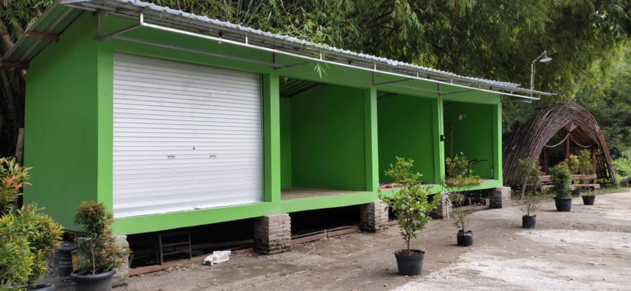 Gerbang Banyu Langit Cottage Bantul Kültér fotó